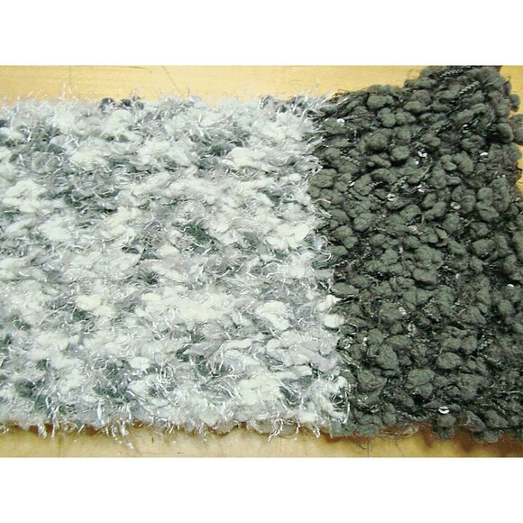Snoozies Gray Colorblock Soft Crochet Pattern Infinity Large Long Length Scarf - Picture 8 of 10
